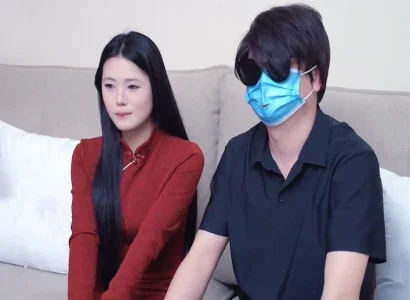 Hắn lén trộn thuốc kích dục vào đồ uống cho em đồng nghiệp uống
